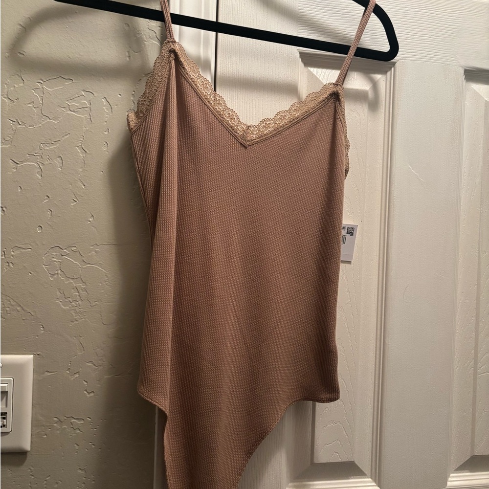 American Eagle Outfitters Tan Lace Trim Bodysuit